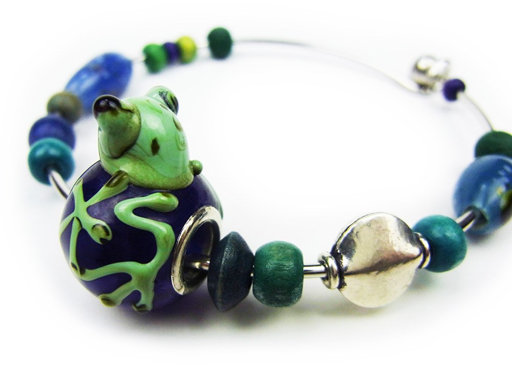 カエルのブレスレット